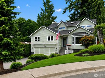 1016 49th Place SW