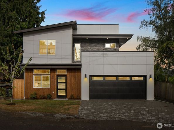 4413 50th Avenue SW, Seattle WA 98116