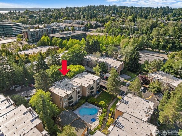 738 Kirkland Circle E104, Kirkland WA 98033