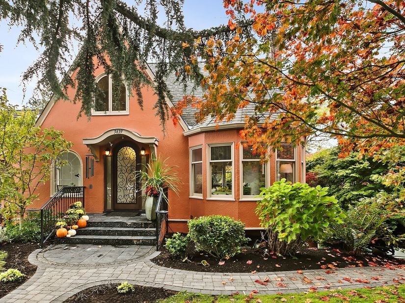 3639 Magnolia Boulevard W, Seattle WA 98199