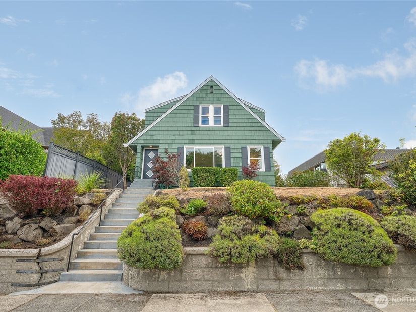 1512 6th Avenue W, Seattle WA 98119