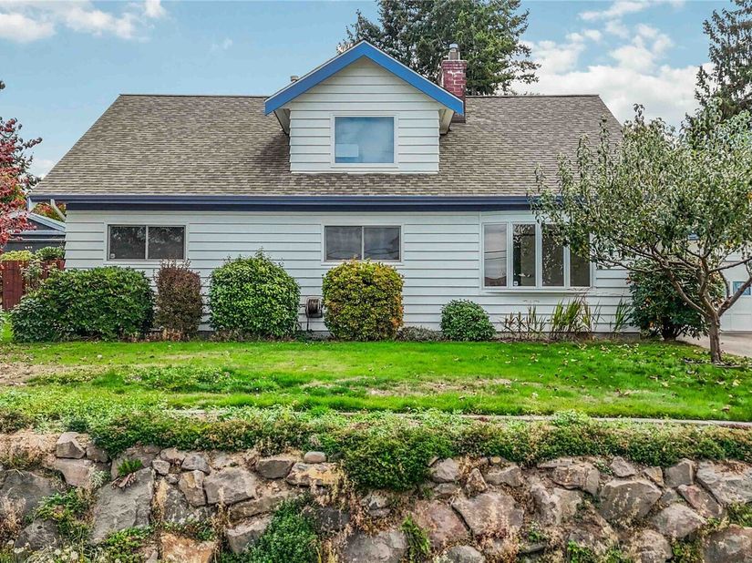 21628 105th Place SE, Kent WA 98031