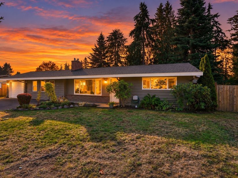 208 116th Place SE, Everett WA 98208