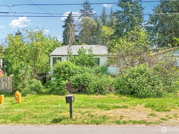 12242 10th Avenue S, Seattle WA 98168