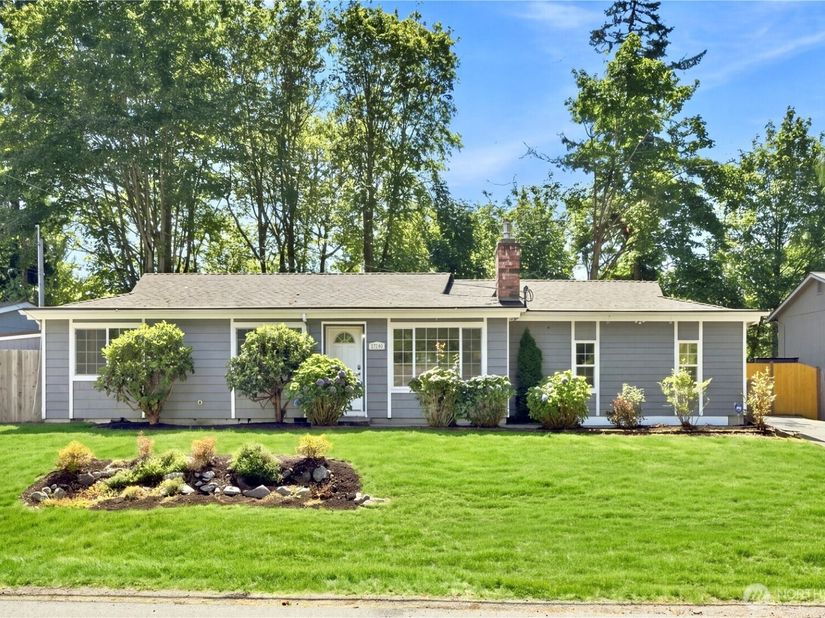21205 NE 60th Place, Redmond WA 98053