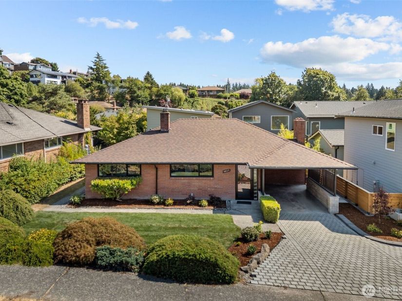 4027 SW Trenton Street, Seattle WA 98136