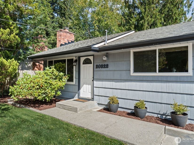 20322 21st Avenue NE, Shoreline WA 98155