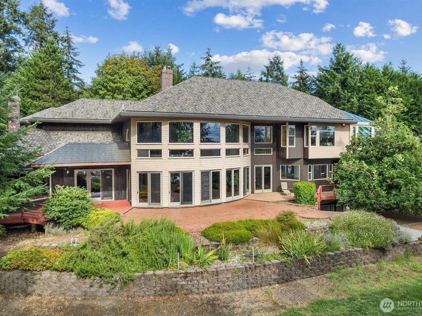 14405 SW POHL Road, Vashon WA 98070