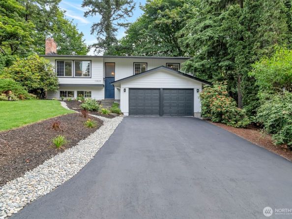 10520 NE 136th Place, Kirkland WA 98034