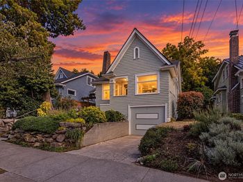 6228 26th Avenue NE