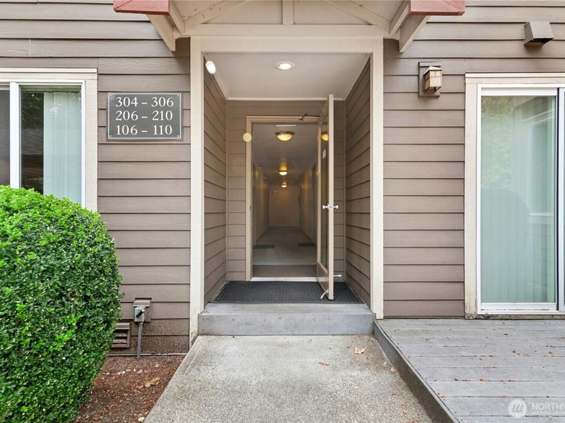 700 Front St. S E110, Issaquah WA 98027