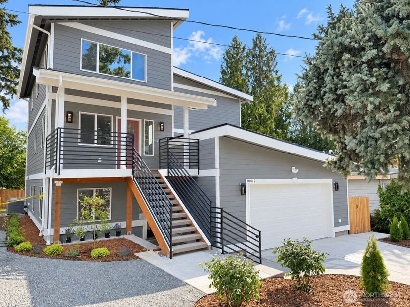10819 SE 236th Street, Kent WA 98031
