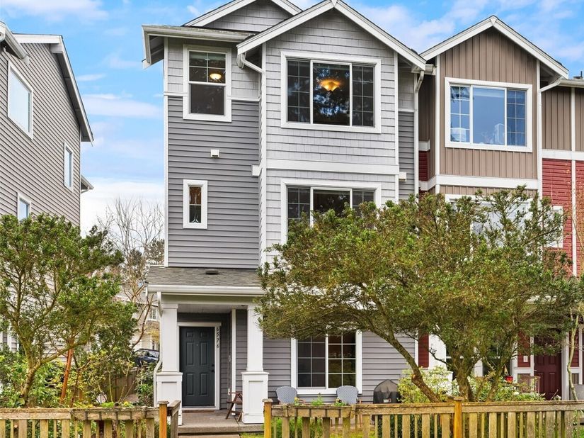6576 High Point Drive SW, Seattle WA 98126