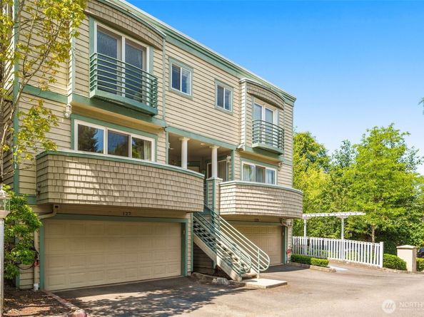 104 9th Lane 127, Kirkland WA 98033