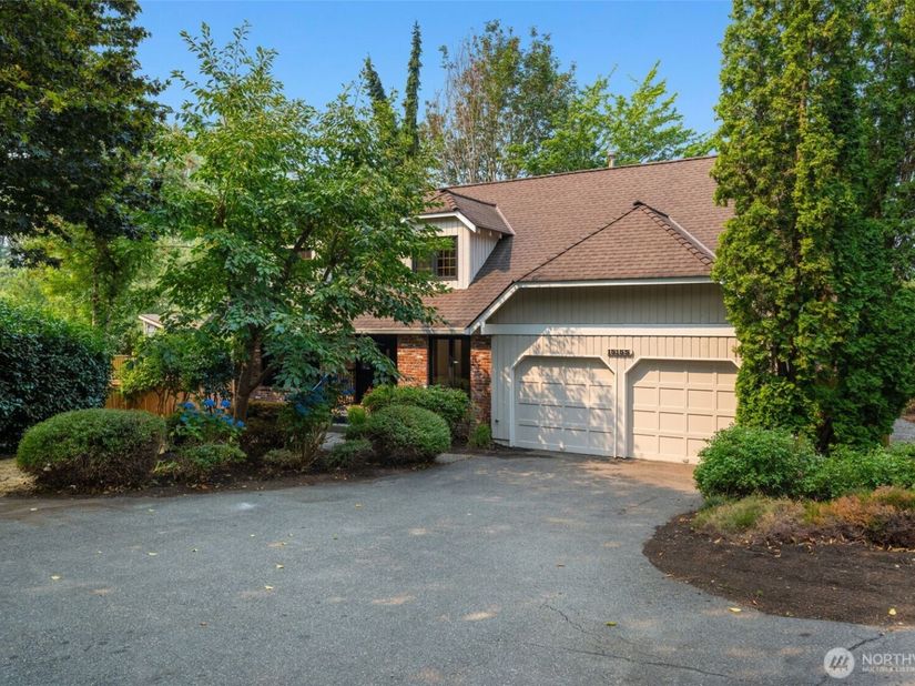 15155 NE 6th Street, Bellevue WA 98007