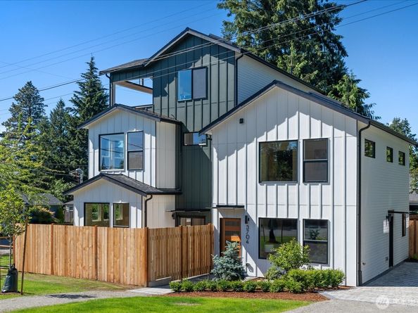 3704 NE 137th Street, Seattle WA 98125