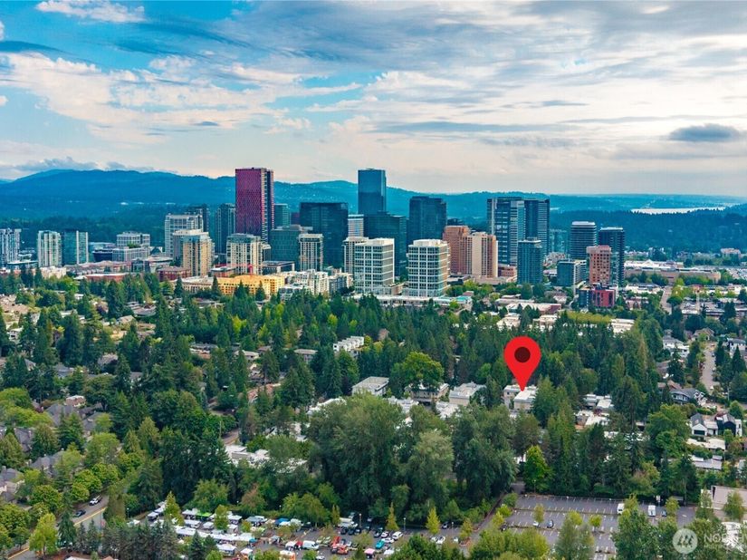 10221 NE 16th Street H7, Bellevue WA 98004