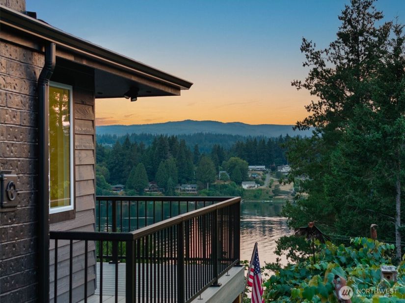 2511 Baymont Place, Bremerton WA 98312