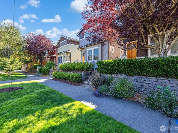 1613 21st Avenue B, Seattle WA 98122