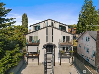 3211 Nassau Street