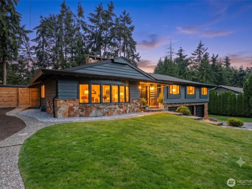 9616 242nd Place SW, Edmonds WA 98020