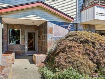 1124 N 92nd Street
