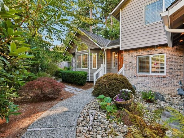 1011 16th Court, Mukilteo WA 98275