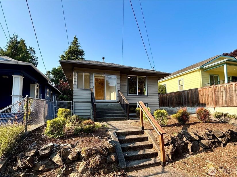 1706 N 50th Street, Seattle WA 98103