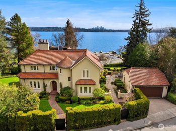 180 Lake Washington Boulevard E