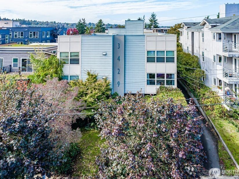 3429 Burke Avenue N 23, Seattle WA 98103