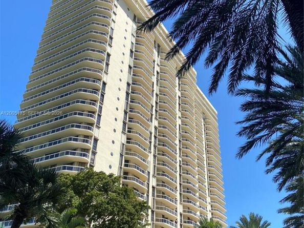 Undisclosed Address #A12005175, Aventura FL 33180