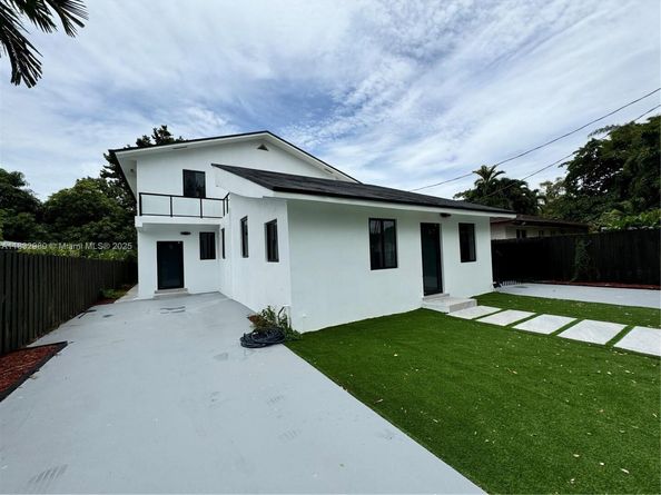 972 SW 44th Ave, Miami FL 33134