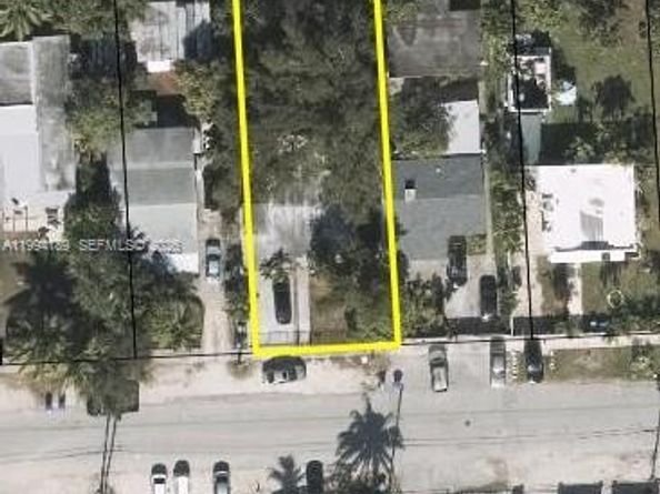 97 NW 69th St, Miami FL 33150