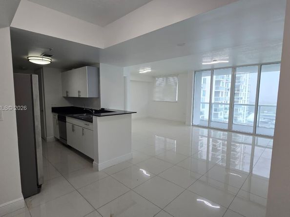 1871 NW S River Dr 1506, Miami FL 33125