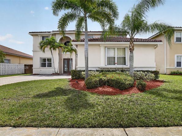 19018 NW 23rd Pl, Pembroke Pines FL 33029