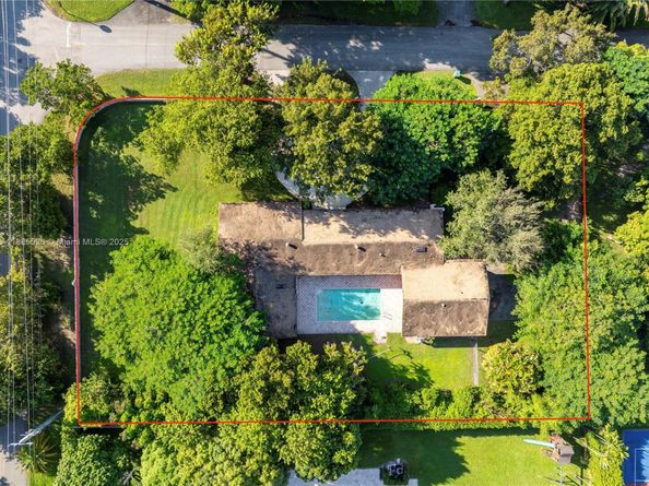 6201 SW 114th St, Pinecrest FL 33156