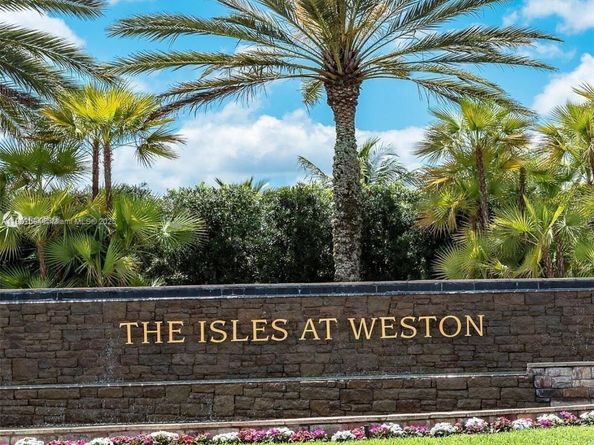 4337 Laurel Pl, Weston FL 33332