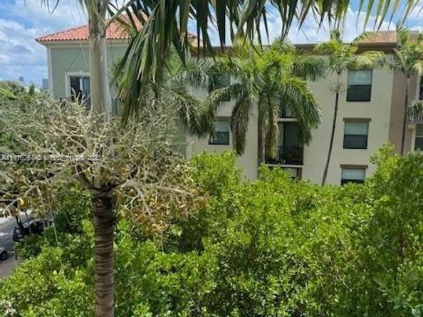 1919 Van Buren St 516A, Hollywood FL 33020