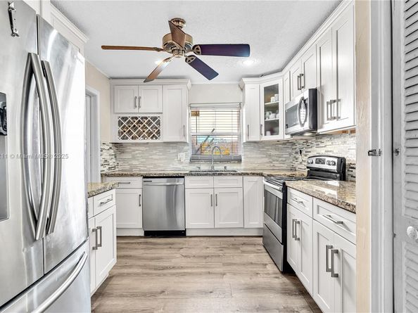 2001 SW 84th Ter, North Lauderdale FL 33068