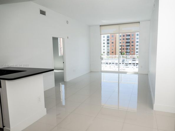 2775 NE 187th St PH24, Aventura FL 33180