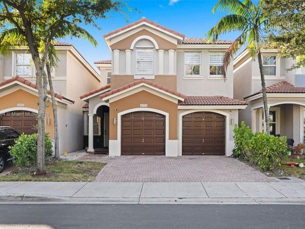 8174 NW 114th Pl, Doral FL 33178