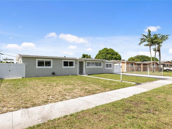 19602 NW 37th Ct, Miami Gardens FL 33055