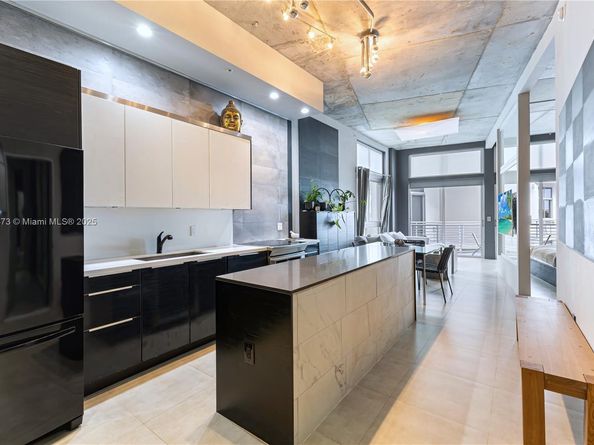 2001 Meridian Ave 515, Miami Beach FL 33139