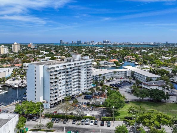 13155 Ixora Ct 310, North Miami FL 33181