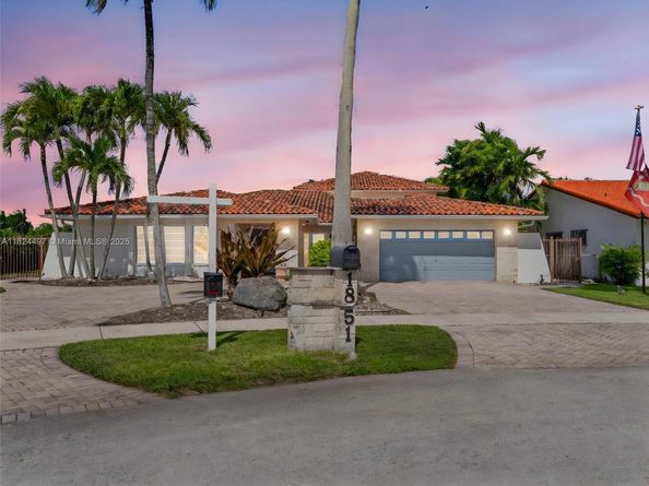 1851 SW 126th Ct, Miami FL 33175