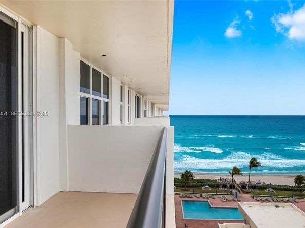 1149 Hillsboro Mile PH2N, Hillsboro Beach FL 33062