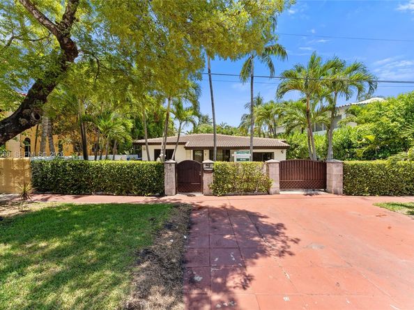 2054 Alton Rd, Miami Beach FL 33140