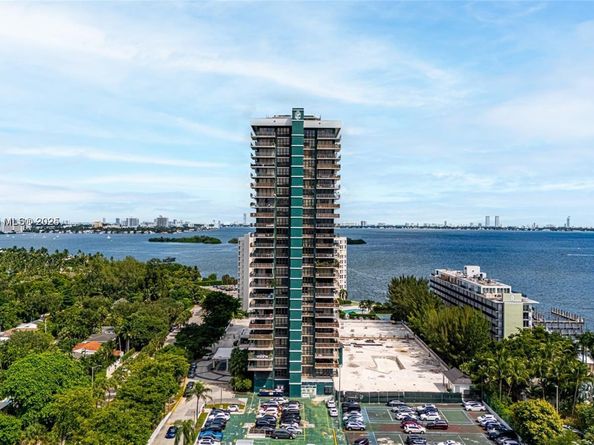 780 NE 69th St T1D, Miami FL 33138