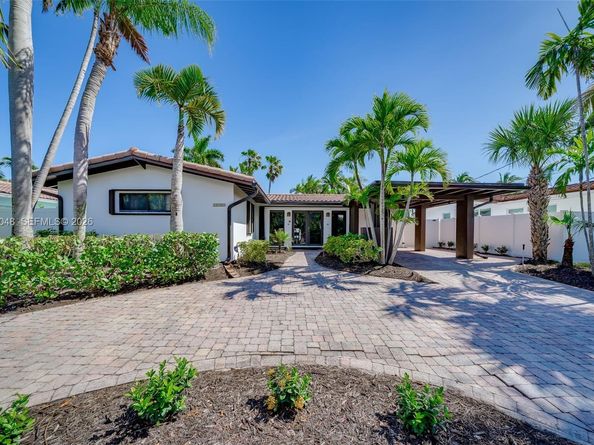 1704 SW 5th Ct, Fort Lauderdale FL 33312