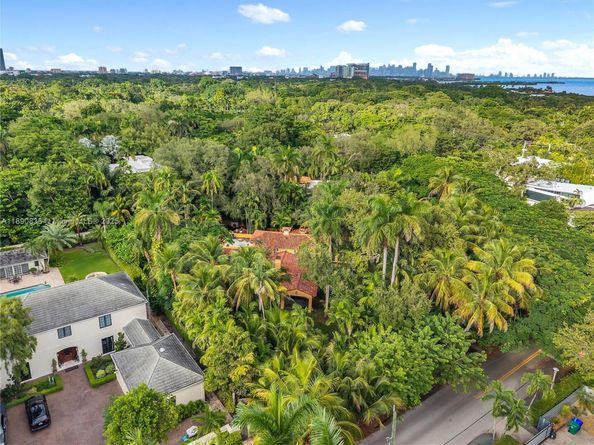 4190 Ingraham Hwy, Miami FL 33133